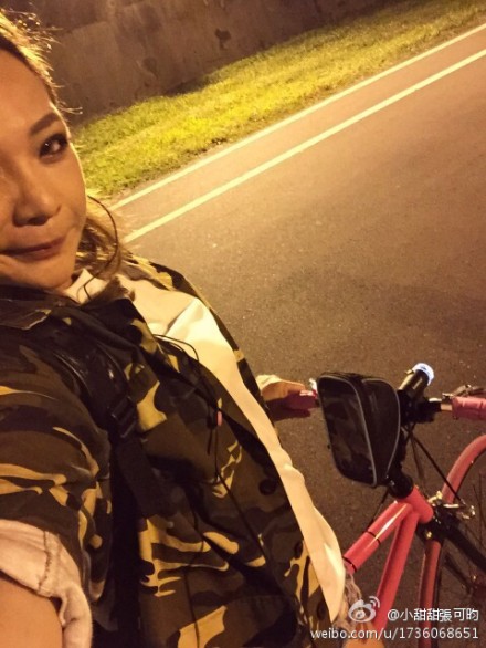 小甜甜有時候也會約好友走路運動、或是騎騎腳踏車,她認為找到適合自己而且喜歡的運動,才是能使減肥動力源源不斷的關鍵。